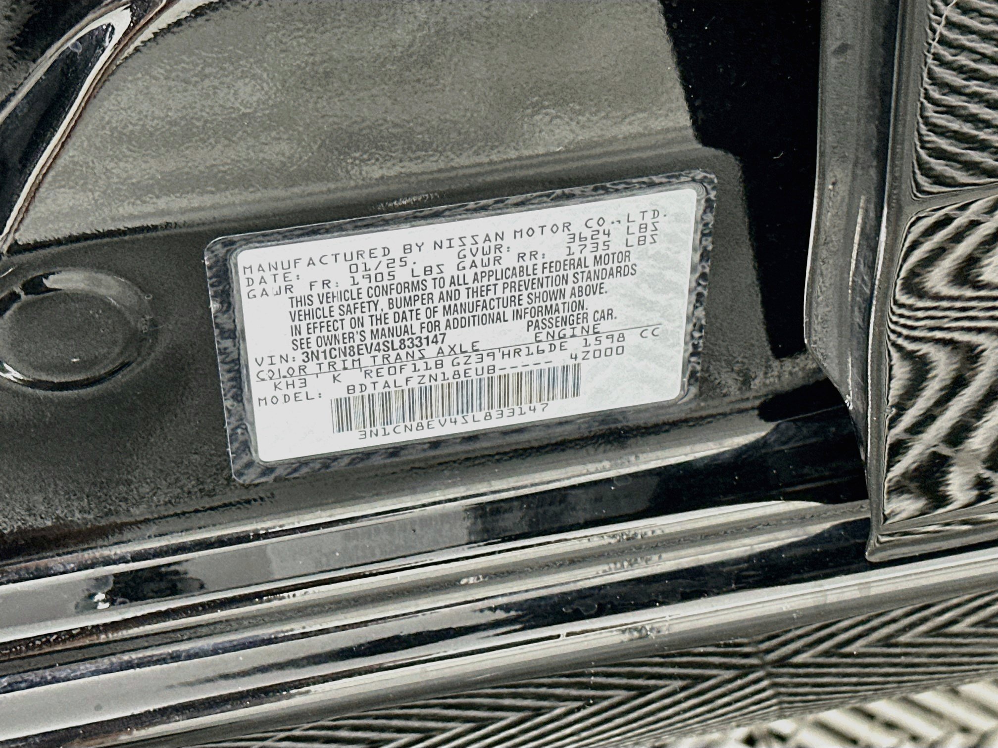 Used 2025 Nissan Versa SV FWD image 12