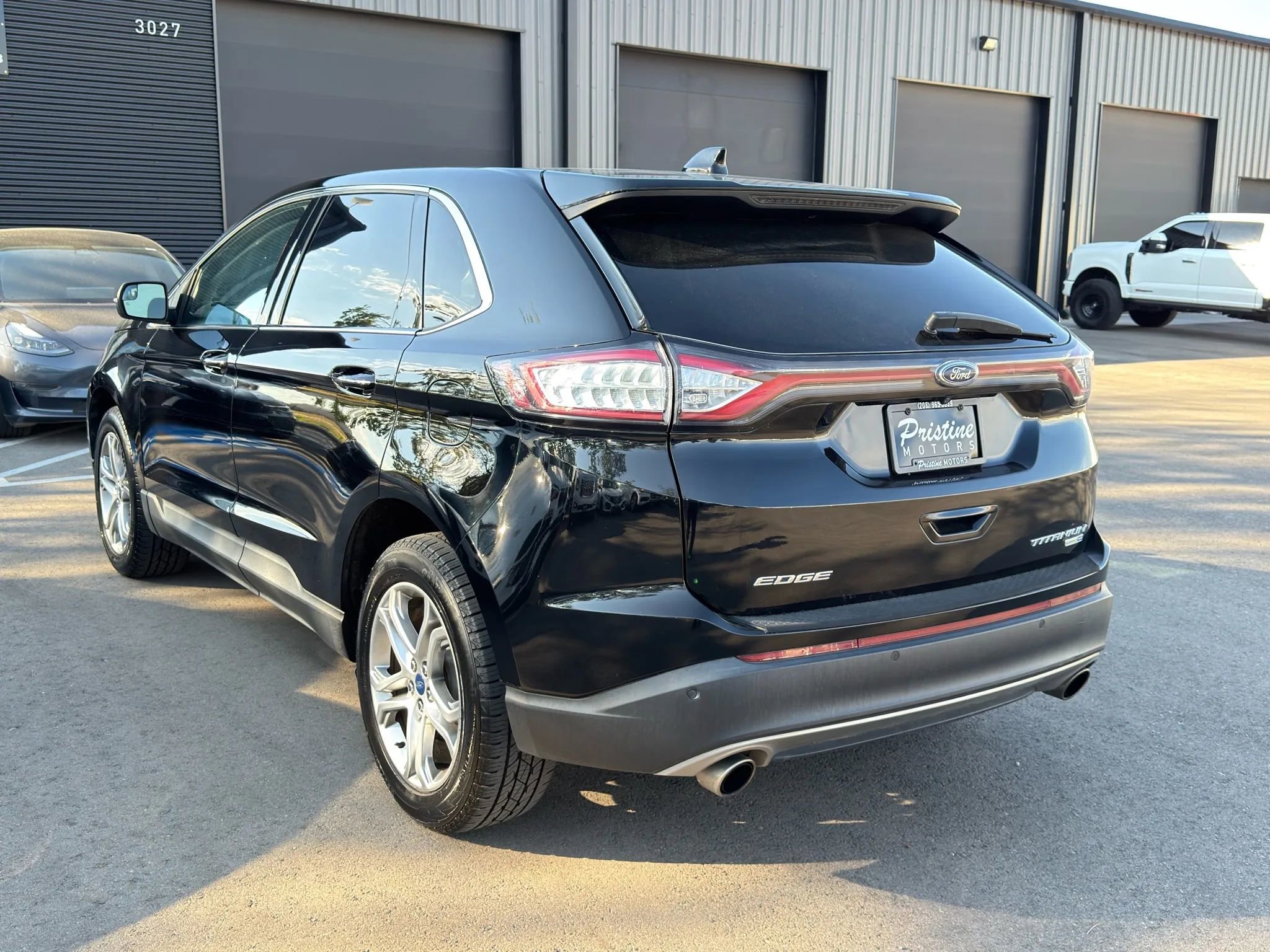 Used 2016 Ford Edge Titanium image 5
