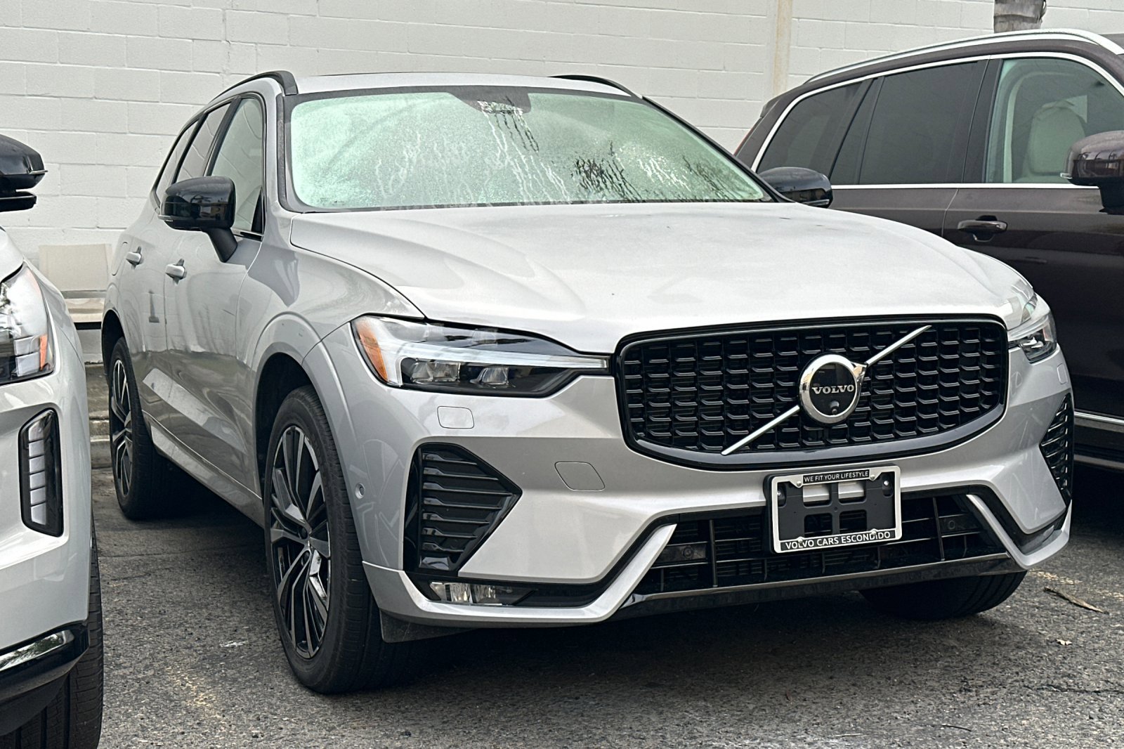 Certified 2025 Volvo XC60 B5 Plus image 2
