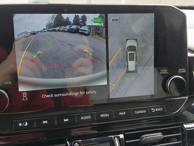 Used 2023 Nissan Pathfinder SL image 17