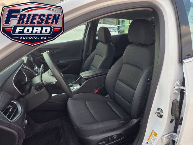 Used 2025 Chevrolet Malibu LT FWD image 13