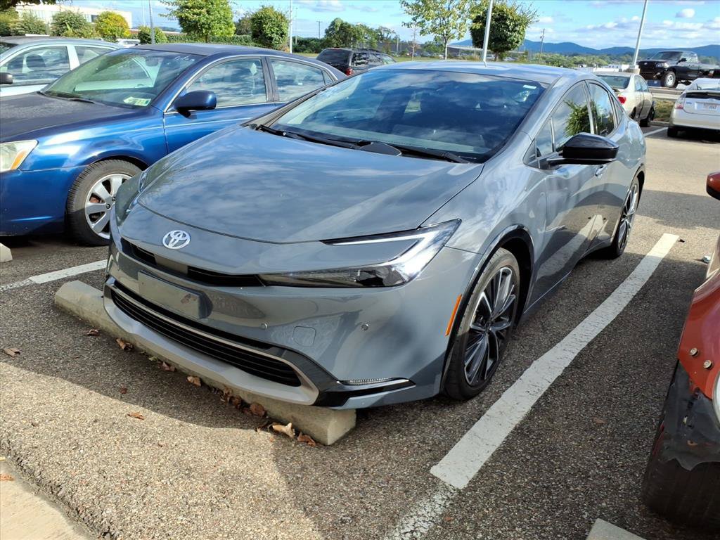 Certified 2023 Toyota Prius XLE FWD image 7