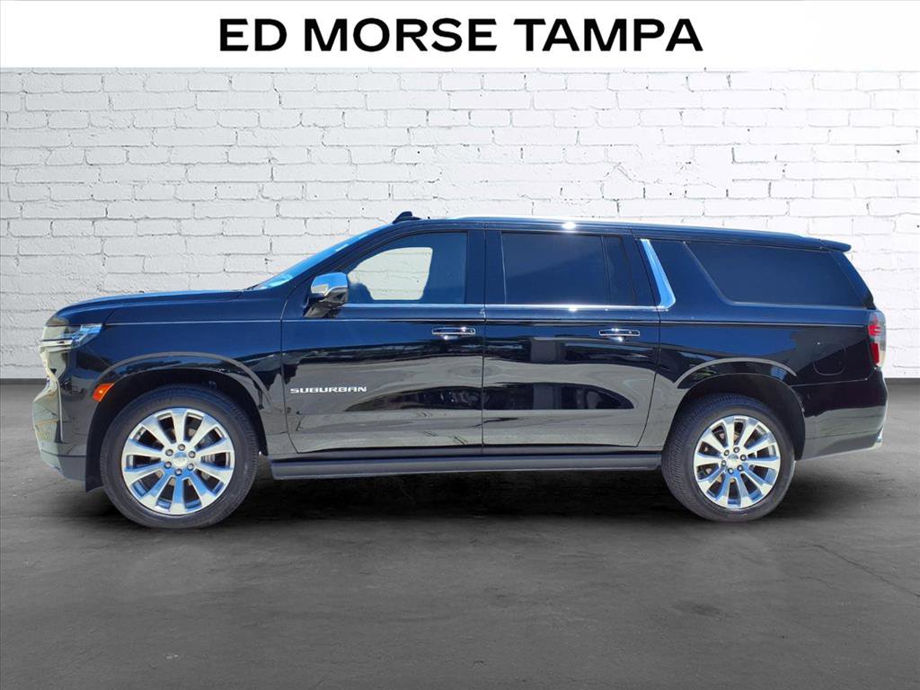 Used 2022 Chevrolet Suburban Premier AWD/4WD image 2