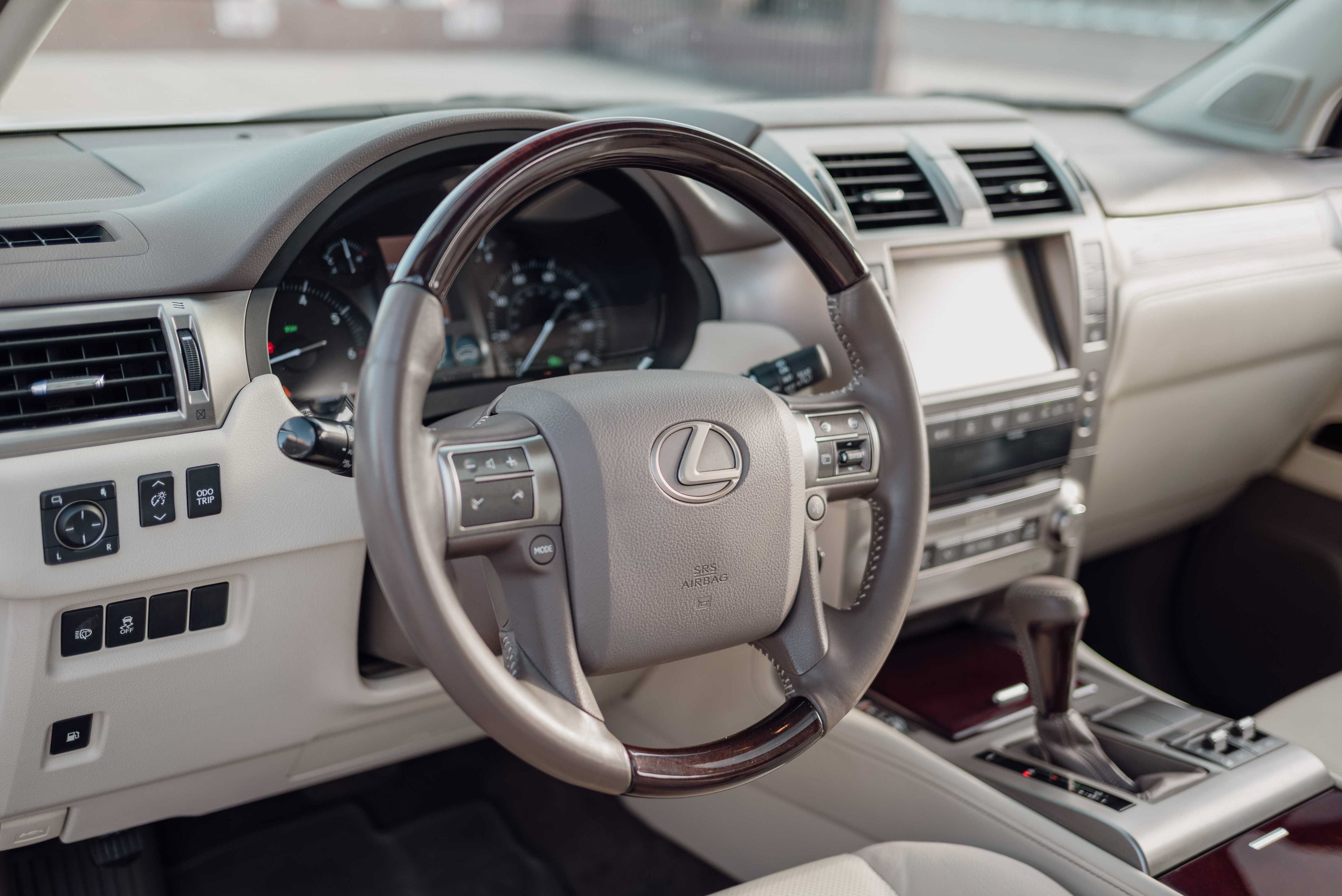 Used 2019 Lexus GX 460 Premium AWD/4WD image 17