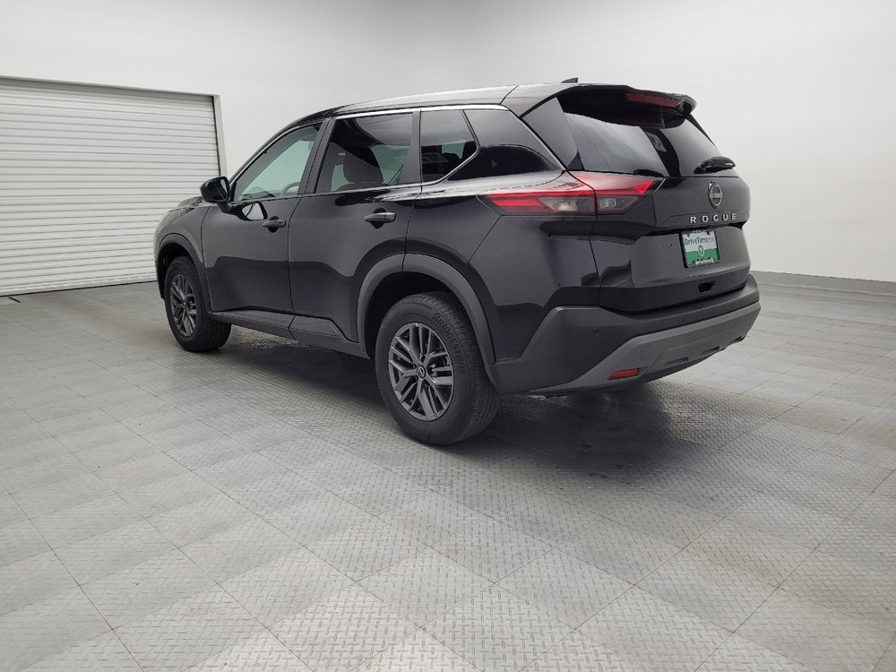 Used 2023 Nissan Rogue S image 5