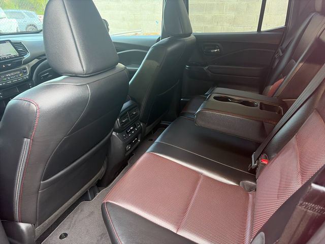 Certified 2024 Honda Ridgeline Black Edition image 14