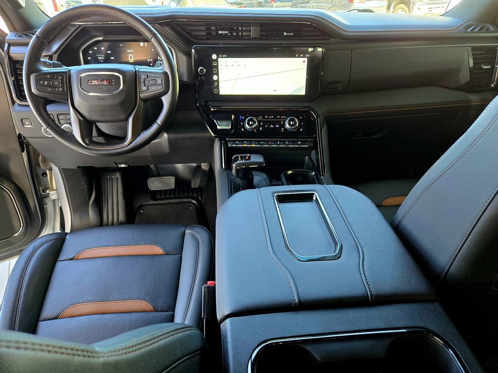 Used 2022 GMC Sierra 1500 AT4 w/ AT4 Premium Package image 12