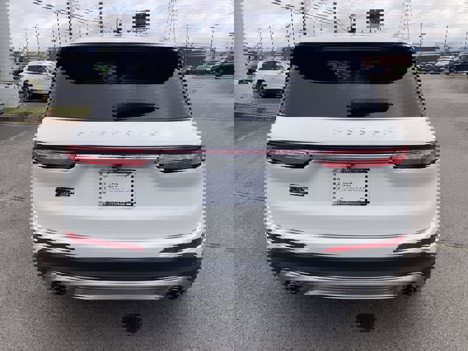 Certified 2022 Lincoln Corsair FWD w/ Equipment Group 101A image 6