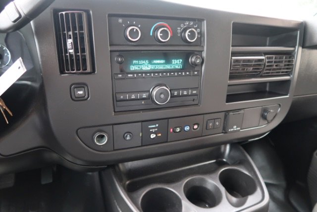Used 2022 Chevrolet Express 3500 w/ Power Convenience Package image 11