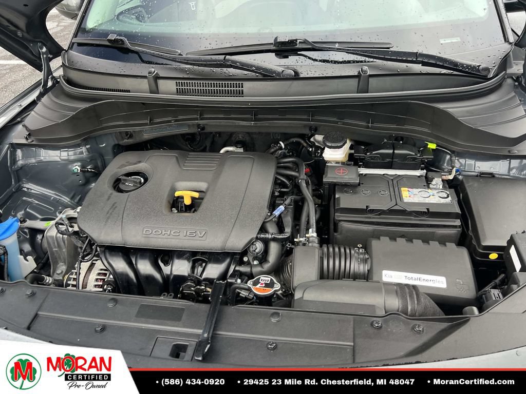 Used 2025 Kia Soul LX w/ LX Technology Package FWD image 10