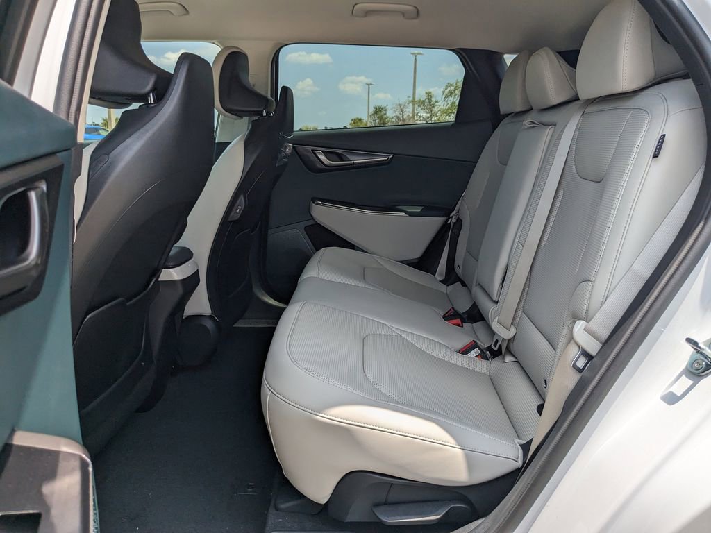 New 2025 Kia EV6 Wind RWD image 18