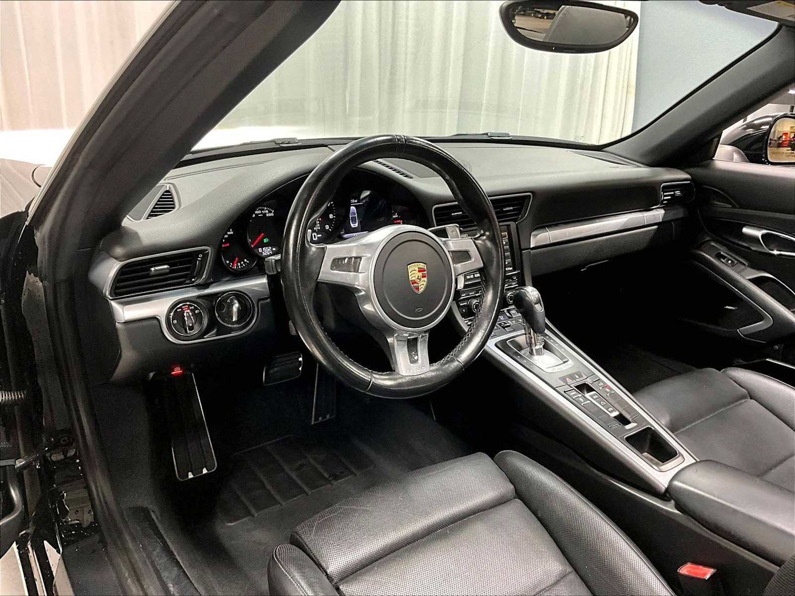 Used 2015 Porsche 911 Carrera image 7