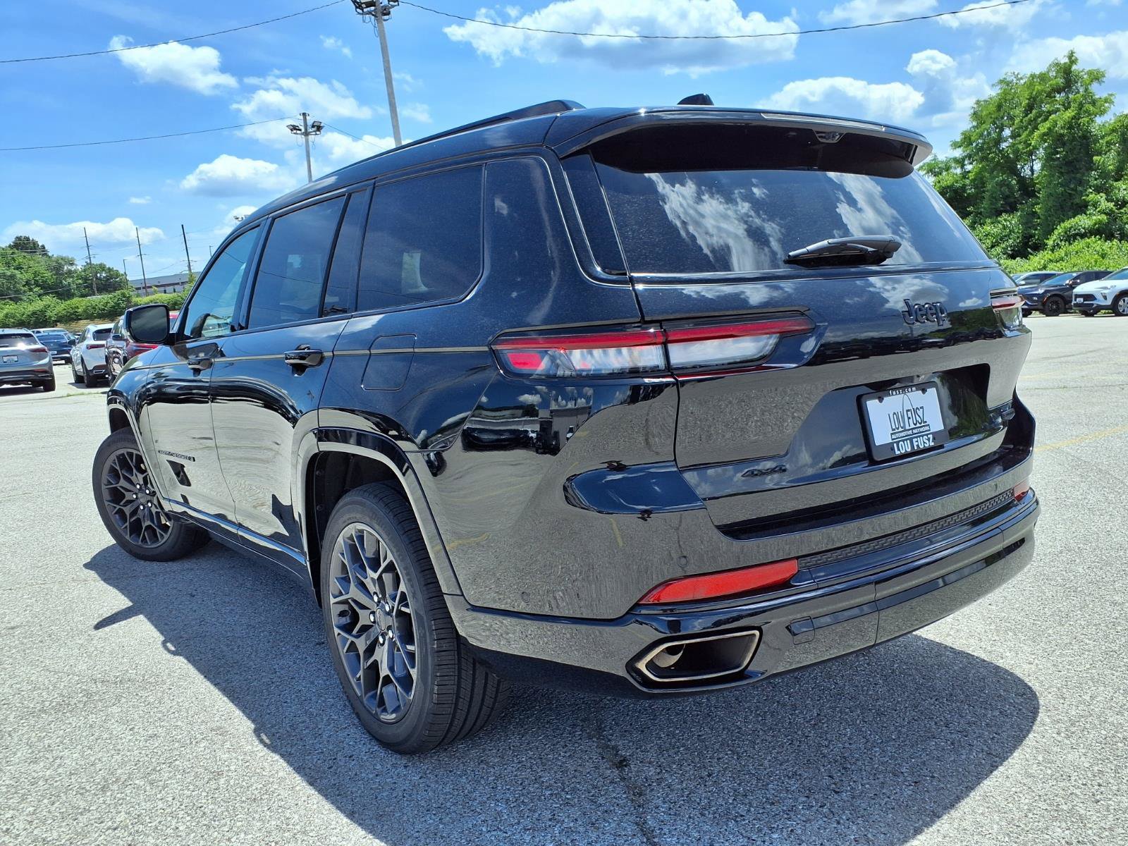 Used 2023 Jeep Grand Cherokee L Summit AWD/4WD image 39
