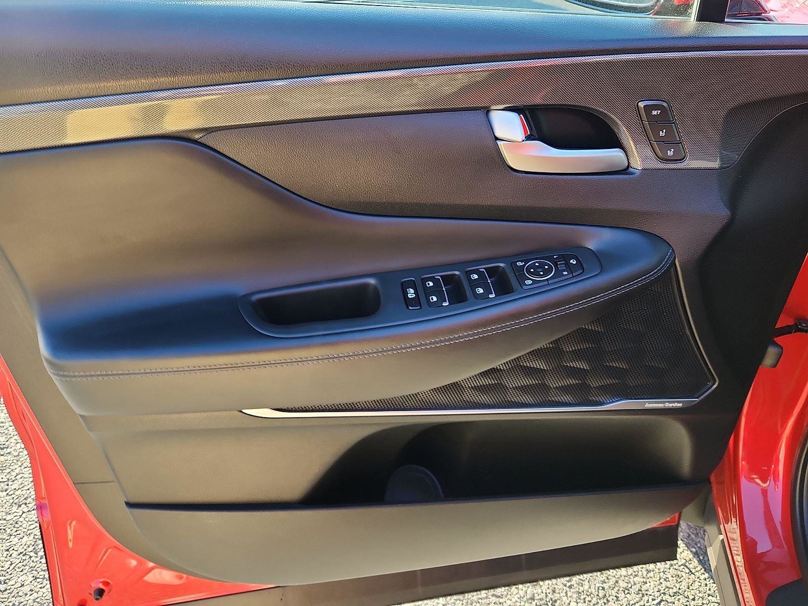 Used 2023 Hyundai Santa Fe Limited image 12