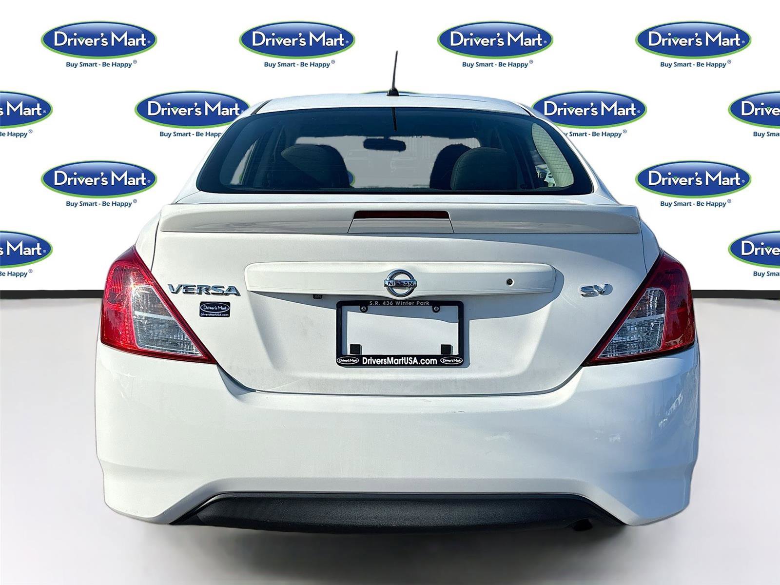 Used 2018 Nissan Versa SV image 7