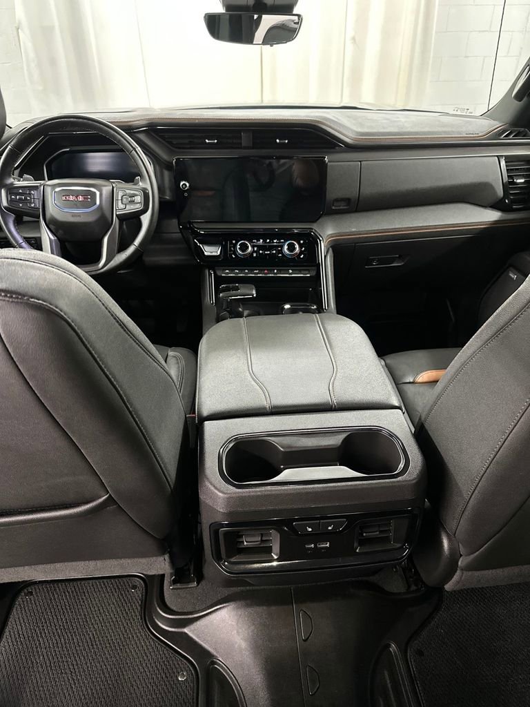 Used 2024 GMC Sierra 1500 AT4 w/ Technology Package image 29