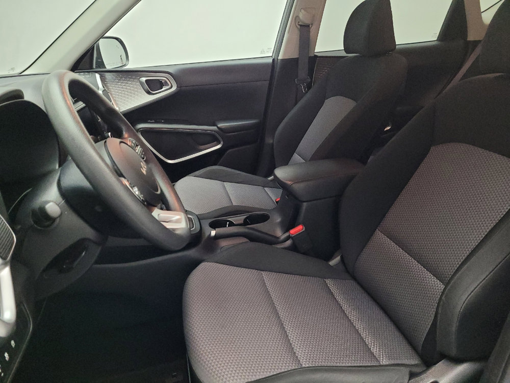 Used 2023 Kia Soul LX w/ Option Group 015 image 17