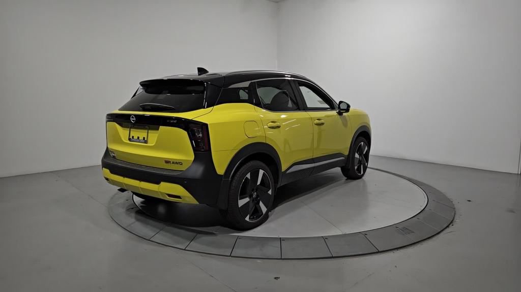 New 2025 Nissan Kicks SR image 5