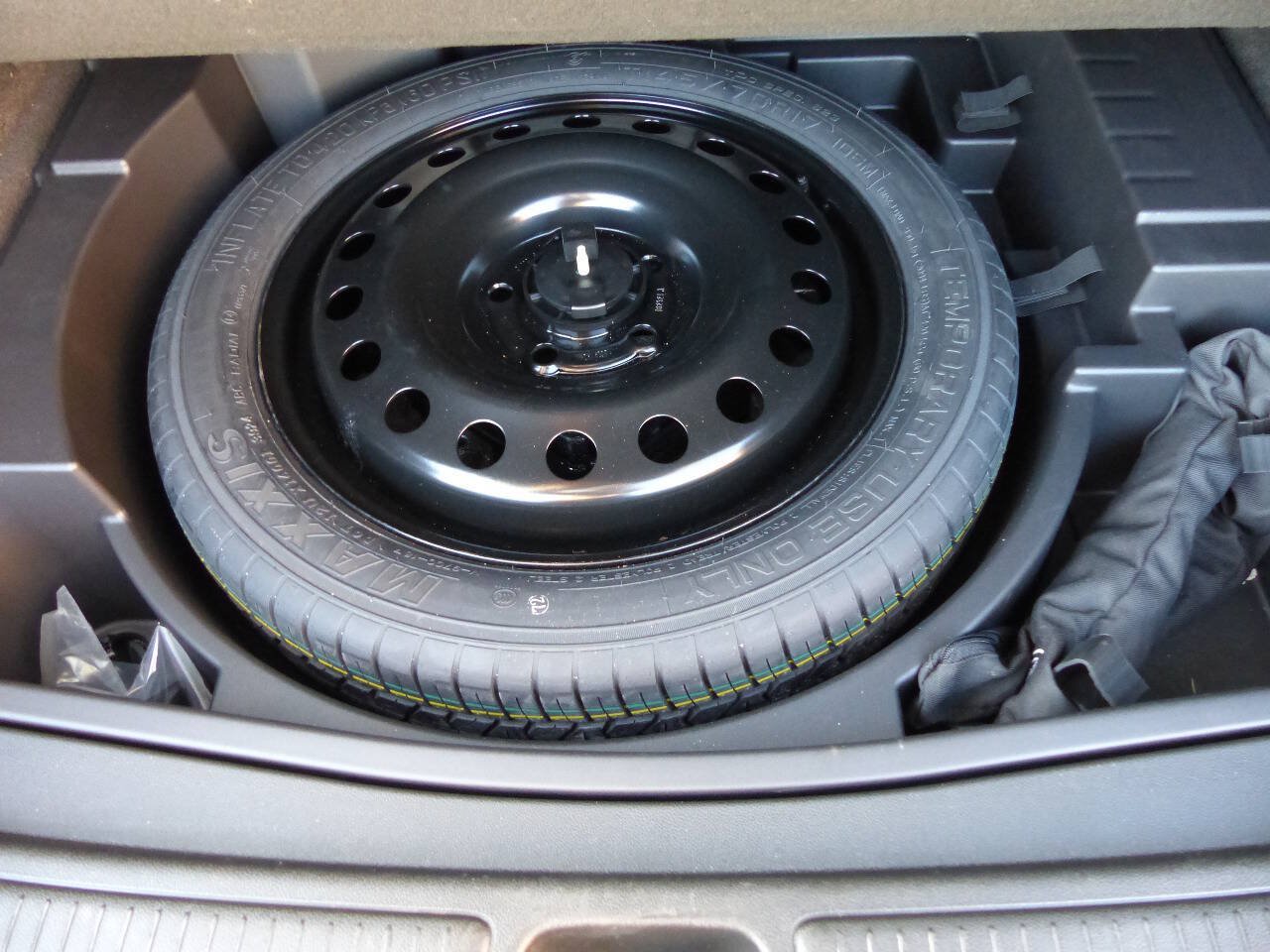 Used 2025 Buick Envision Sport Touring AWD/4WD image 39