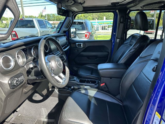 Used 2018 Jeep Wrangler Unlimited Sahara AWD/4WD image 8