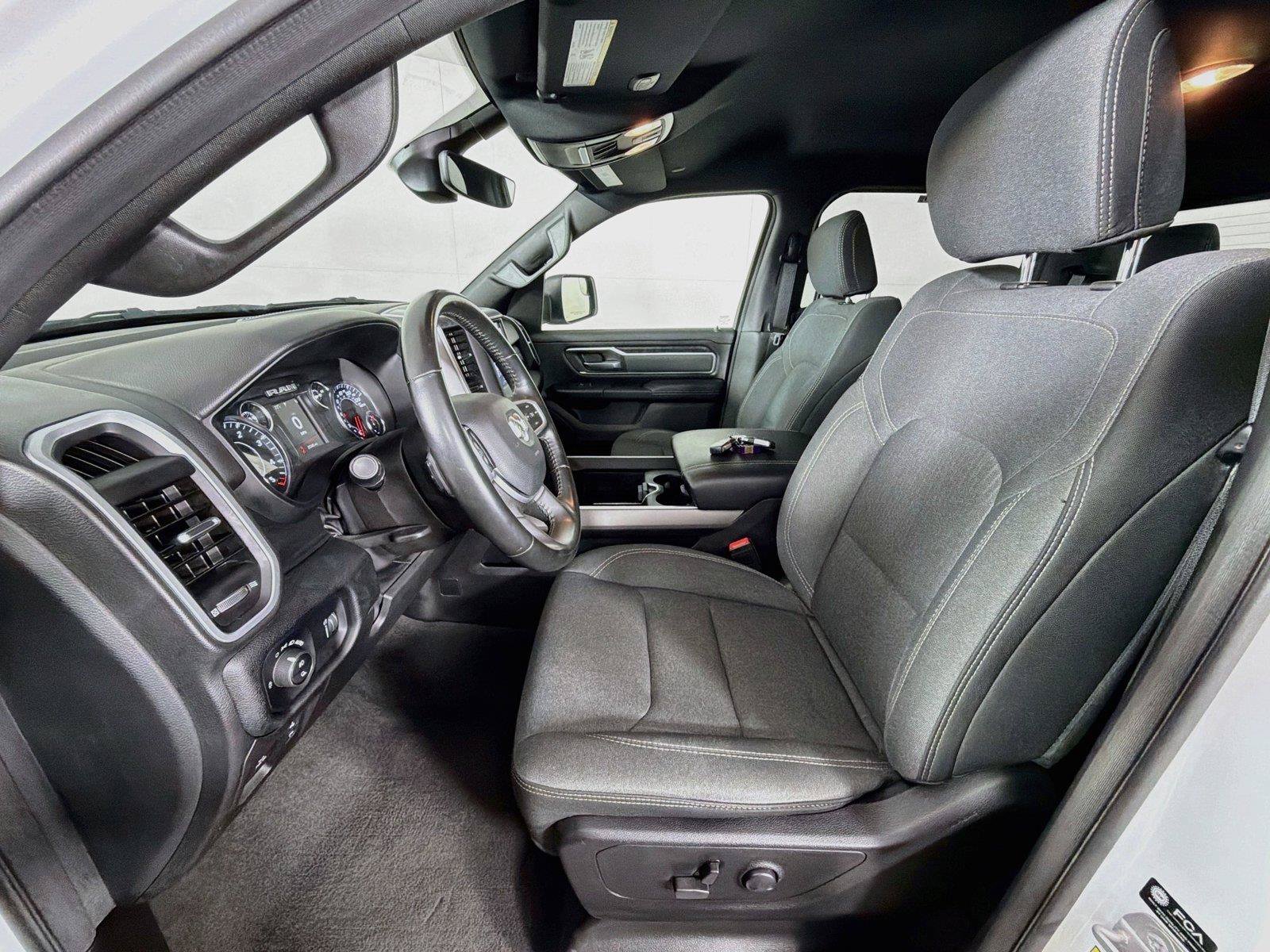 Used 2022 RAM 1500 Big Horn AWD/4WD image 2