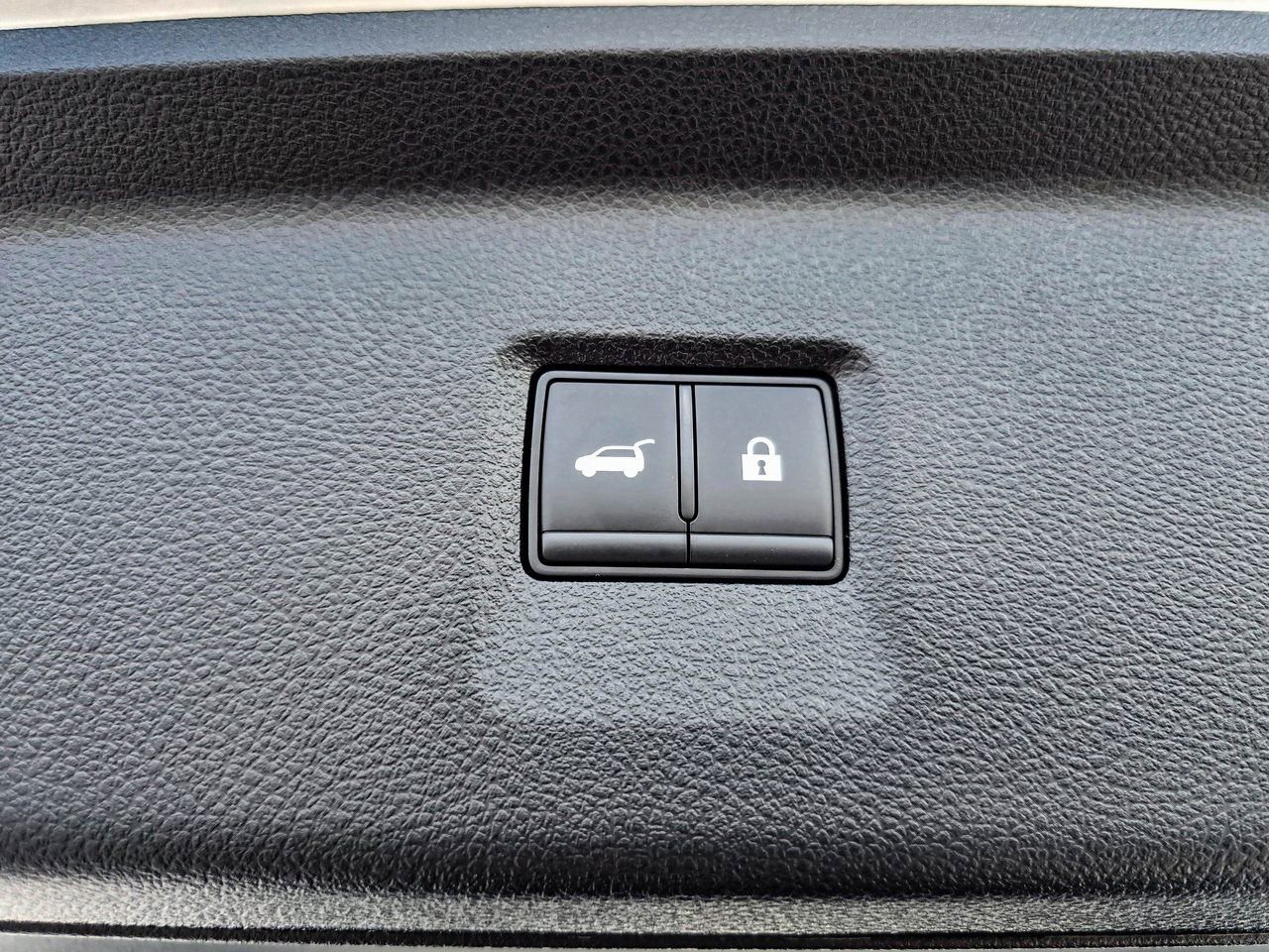 New 2026 INFINITI QX60 Luxe w/ Cargo Package image 36