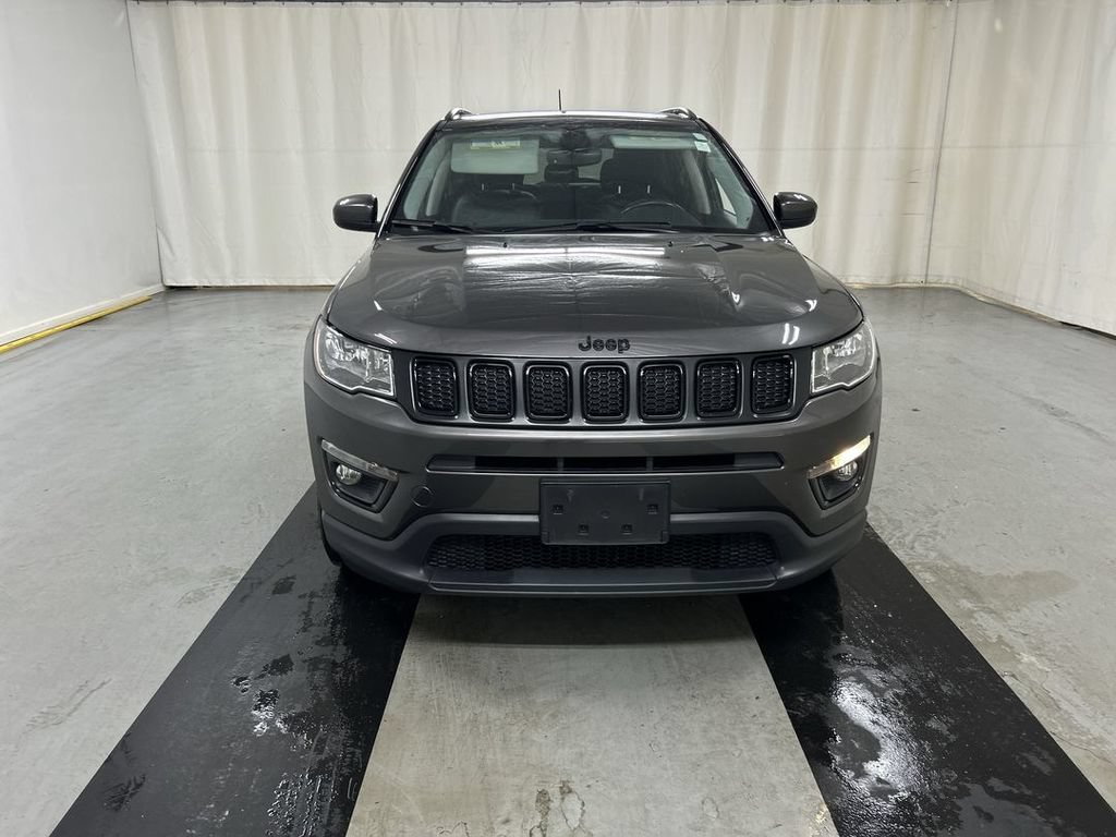 Used 2021 Jeep Compass Latitude w/ Sun and Sound Group AWD/4WD image 3