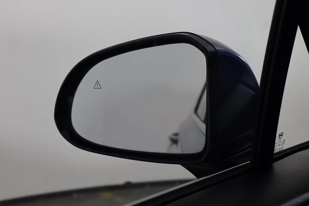 Used 2023 Hyundai Santa Fe SEL FWD image 40