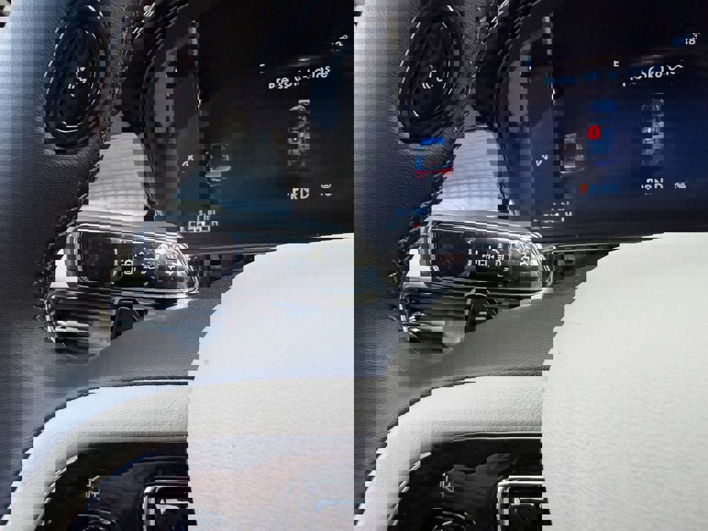 New 2026 Lincoln Corsair Premiere image 36