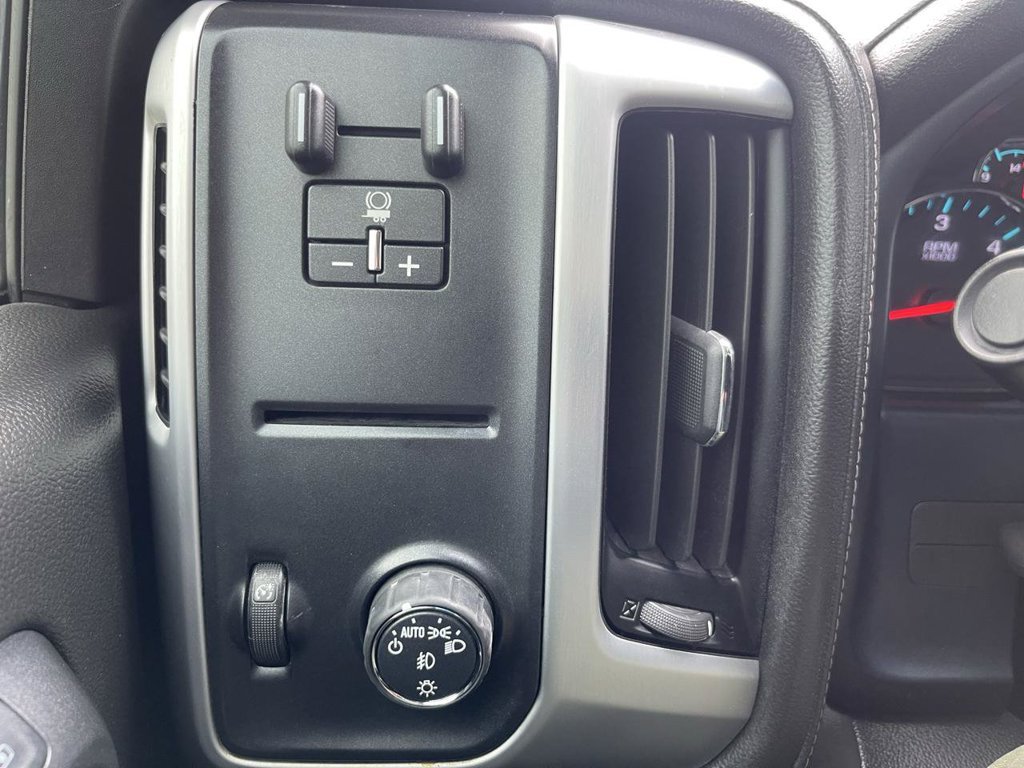 Used 2018 GMC Sierra 1500 SLT w/ Texas SLT Premium Package RWD image 38