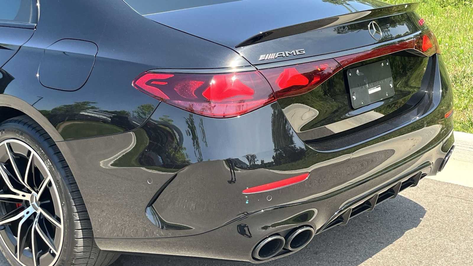 Certified 2025 Mercedes-Benz E 53 AMG e 4MATIC Sedan image 49