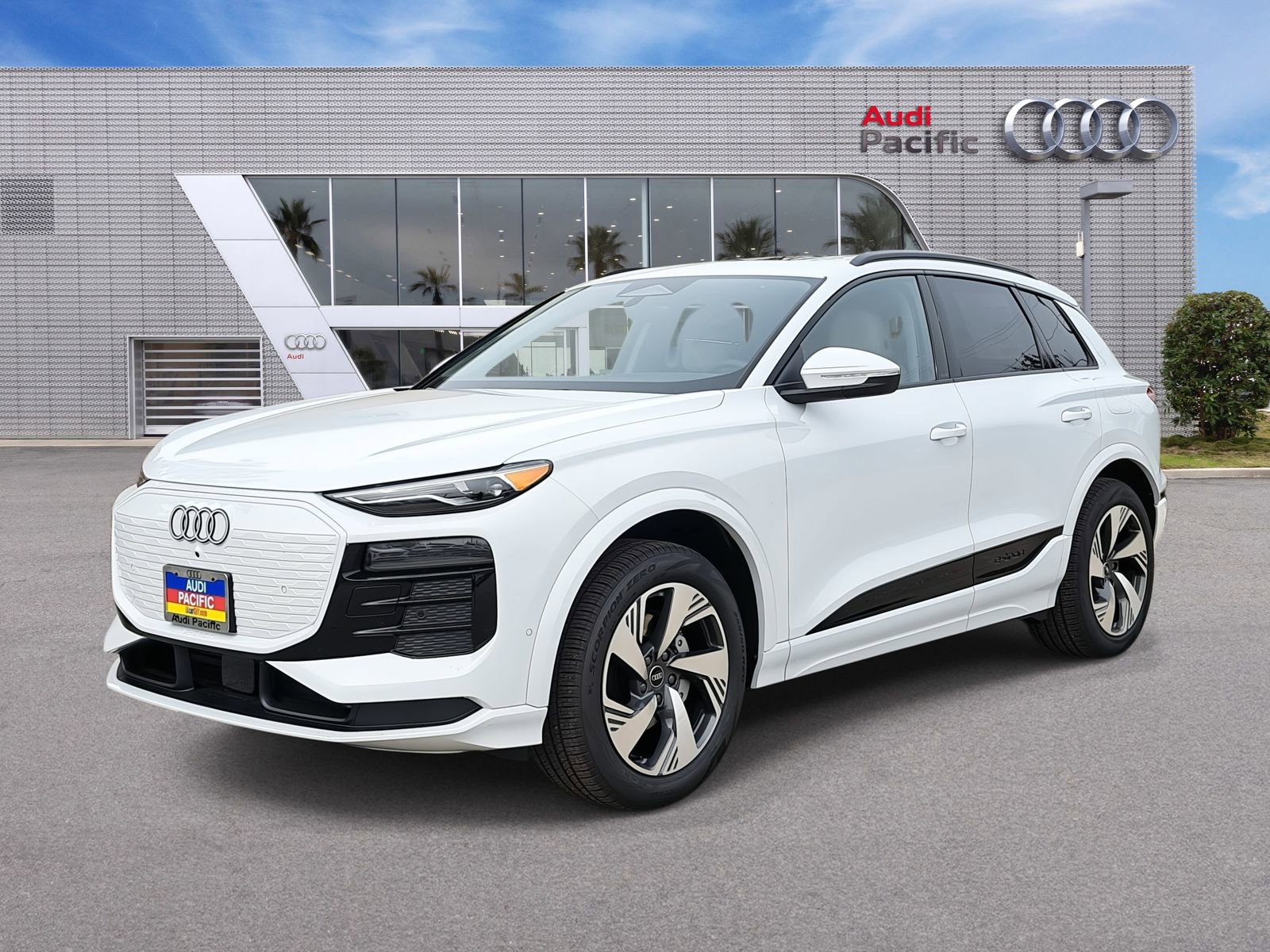 New 2025 Audi Q6 e-tron Premium image 1