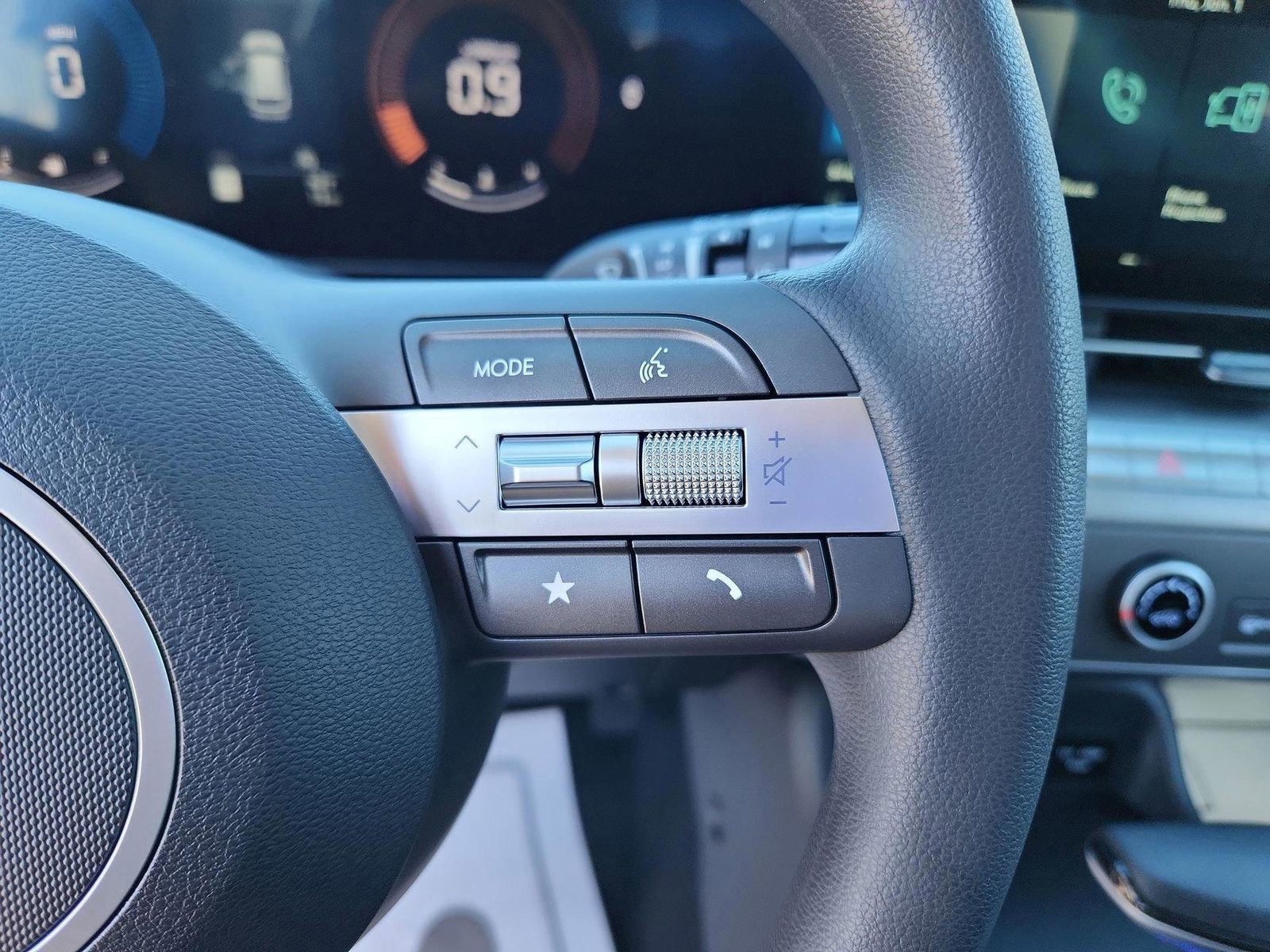 New 2026 Hyundai Kona SE image 24