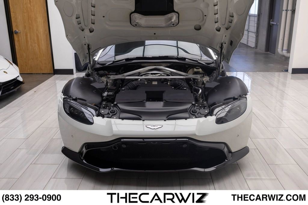 Used 2019 Aston Martin V8 Vantage Coupe RWD image 88