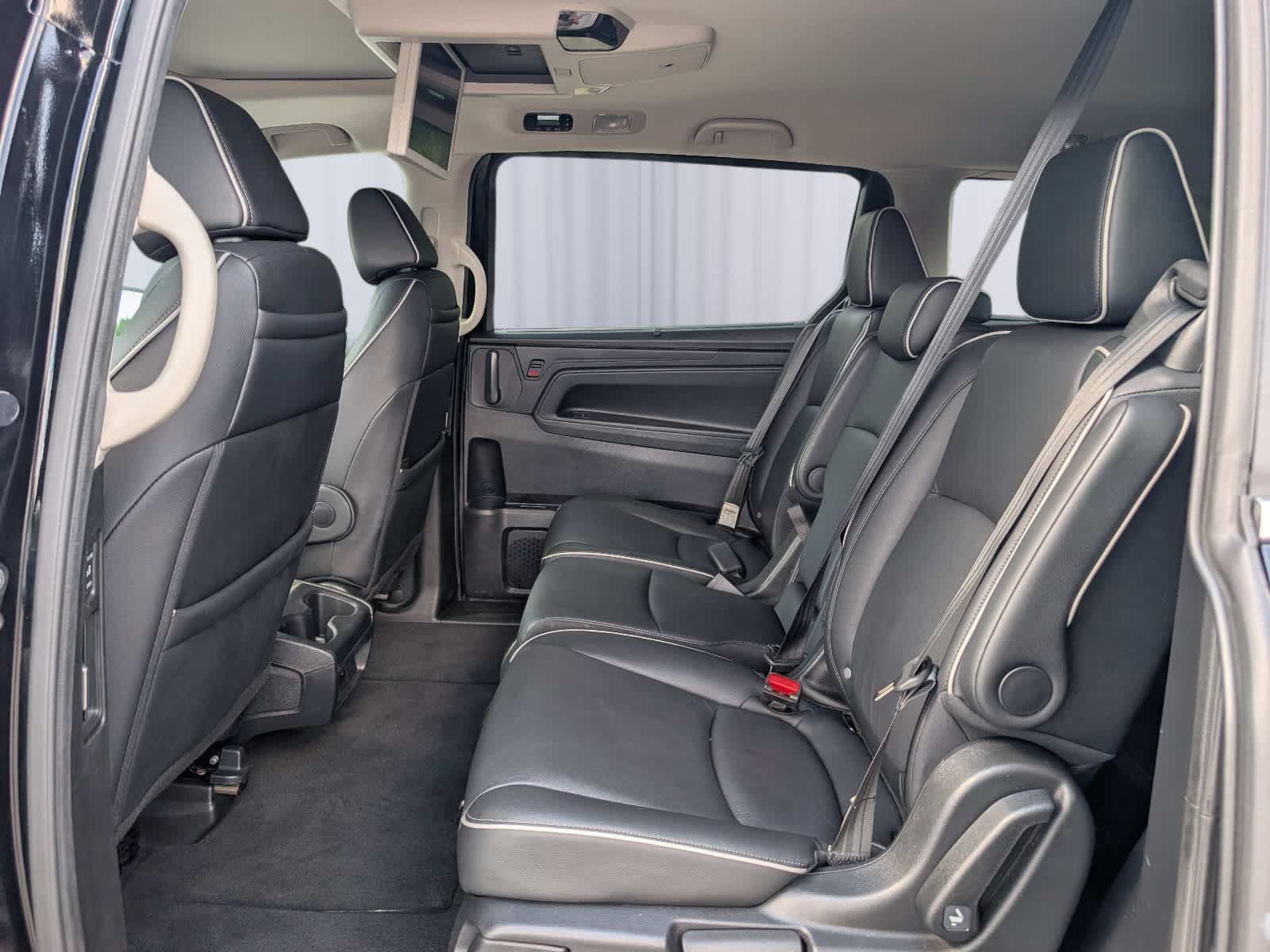 Certified 2025 Honda Odyssey Touring image 17