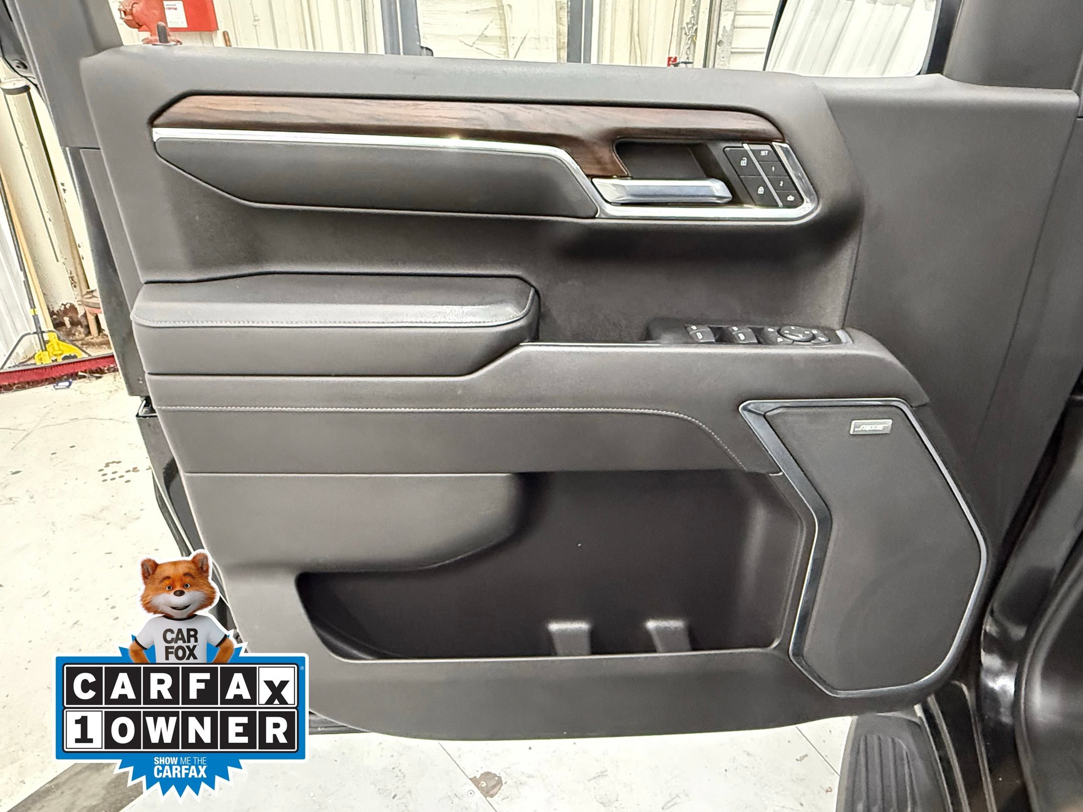 Used 2022 GMC Sierra 1500 SLT AWD/4WD image 10