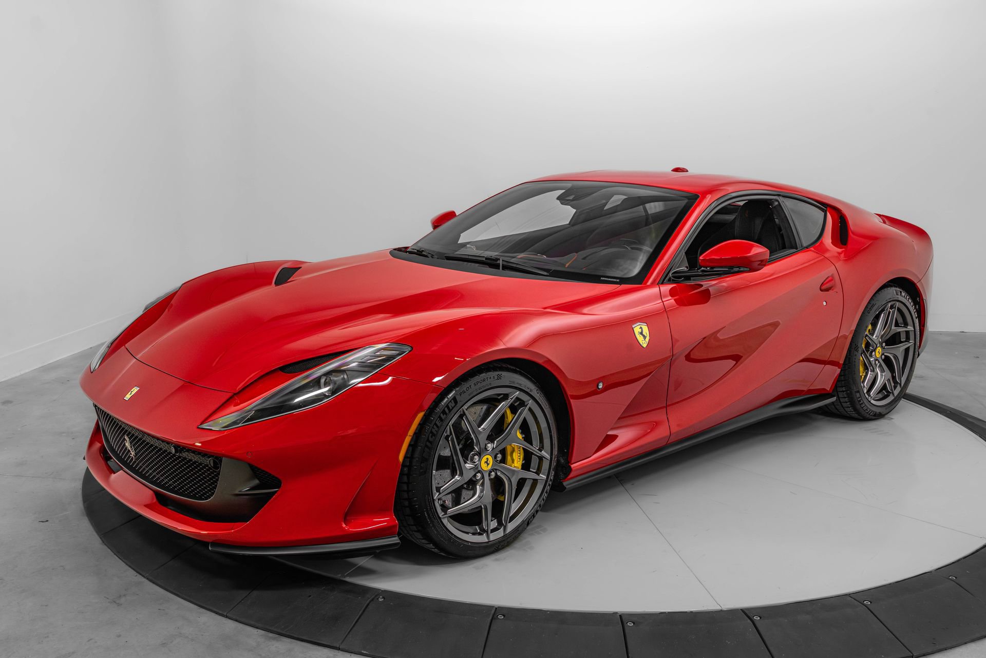 Certified 2020 Ferrari 812 Superfast RWD image 12