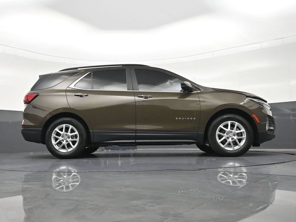 Used 2023 Chevrolet Equinox LT FWD image 30