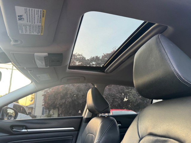 Used 2019 Nissan Altima 2.5 SL FWD image 14