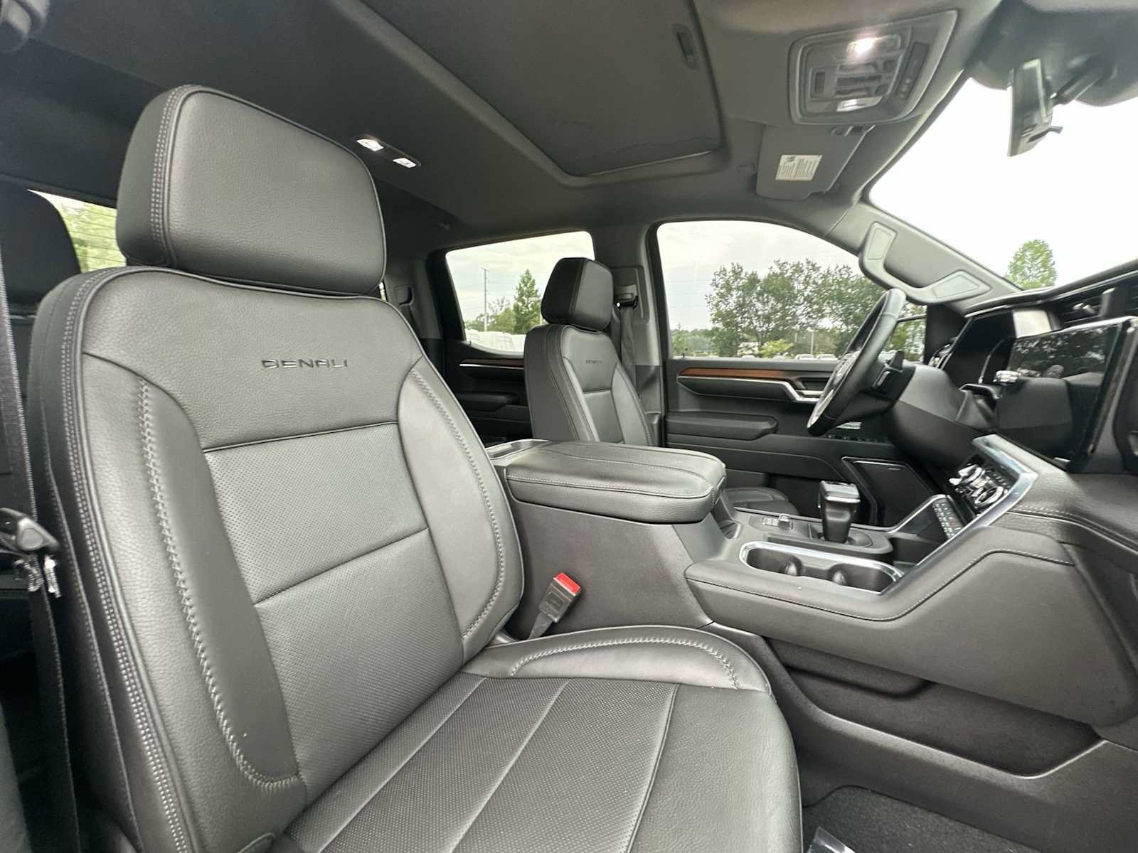 Certified 2025 GMC Sierra 1500 Denali w/ Denali Reserve Package AWD/4WD image 24