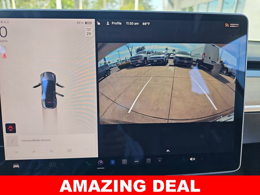 Used 2022 Tesla Model Y Long Range image 26