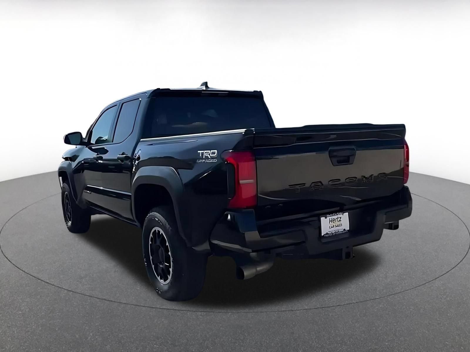 Used 2024 Toyota Tacoma TRD Off-Road AWD/4WD image 10