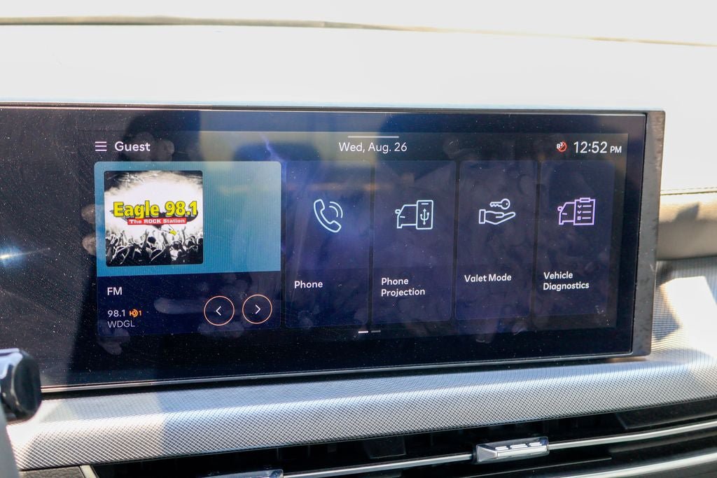 Used 2025 Hyundai Sonata SEL FWD image 5