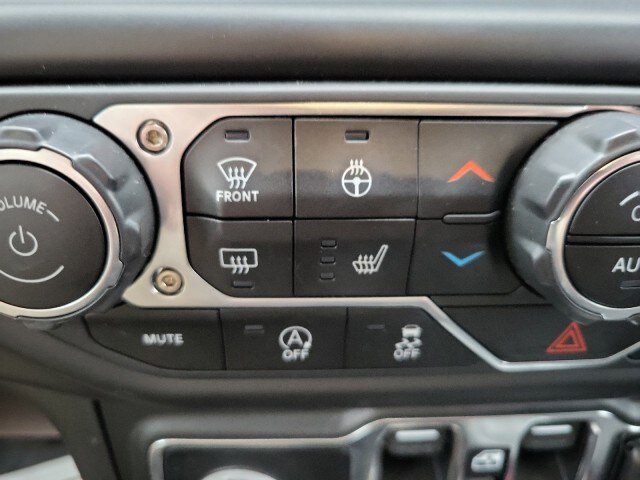 Used 2023 Jeep Wrangler Unlimited Sport AWD/4WD image 10