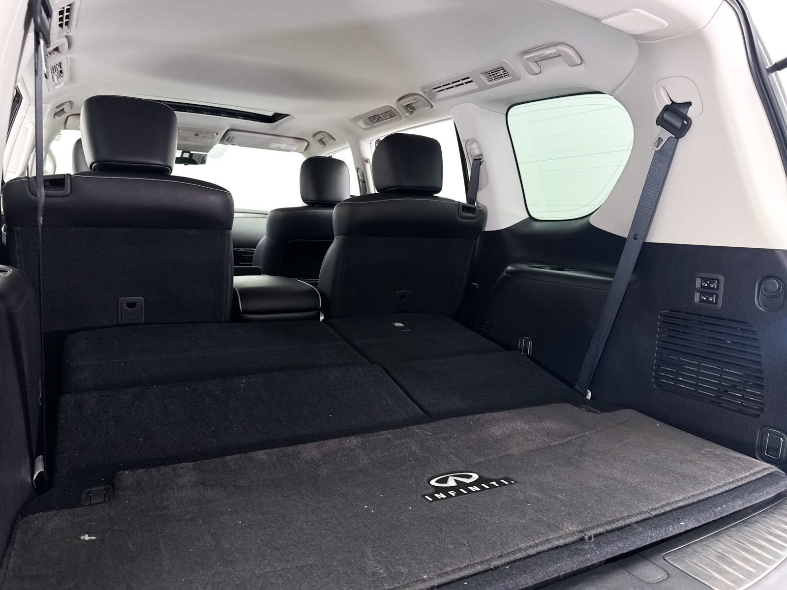 Used 2021 INFINITI QX80 Premium Select w/ Cargo Package RWD image 29