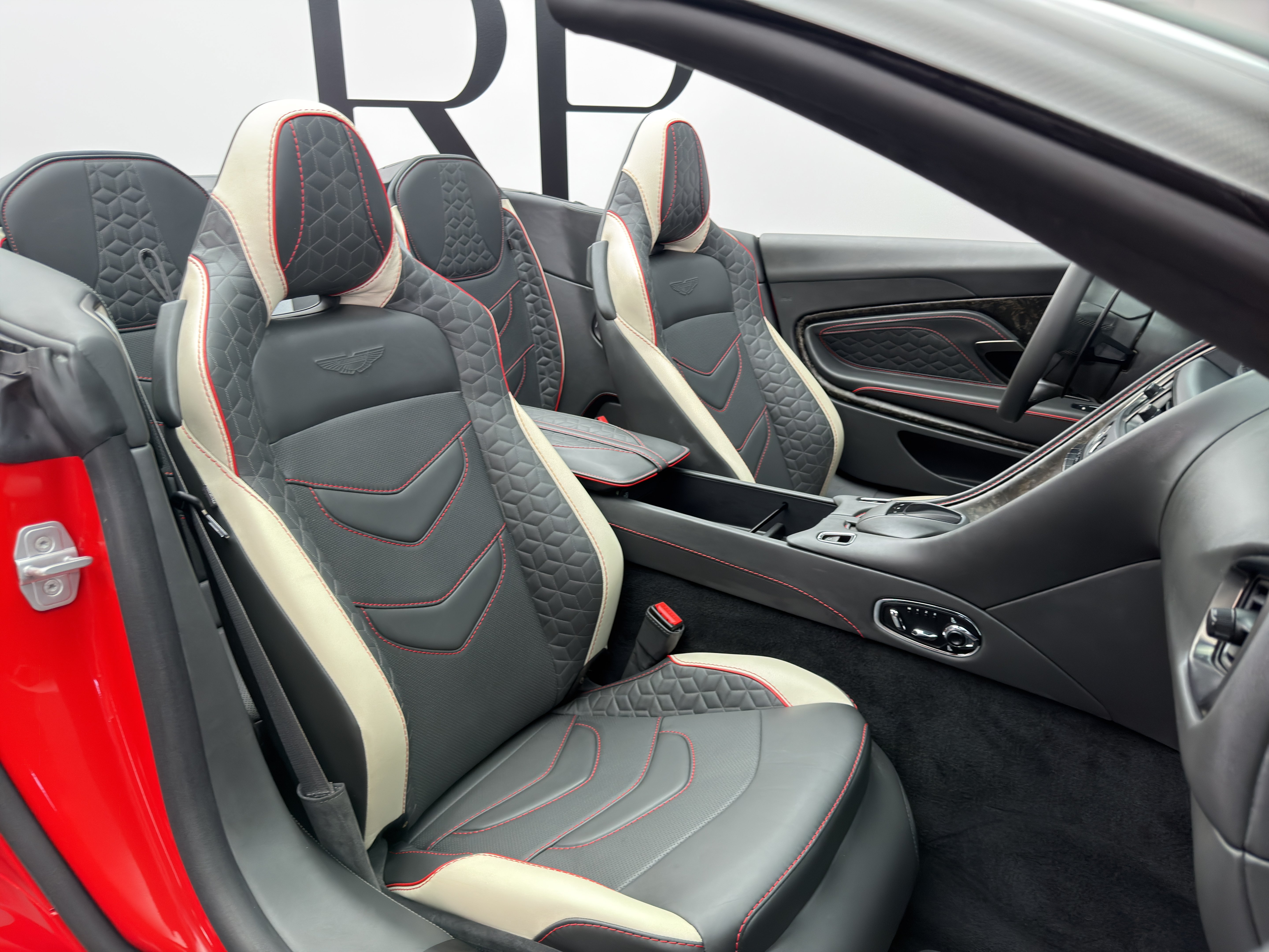 Used 2023 Aston Martin DBS Superleggera Volante RWD image 25
