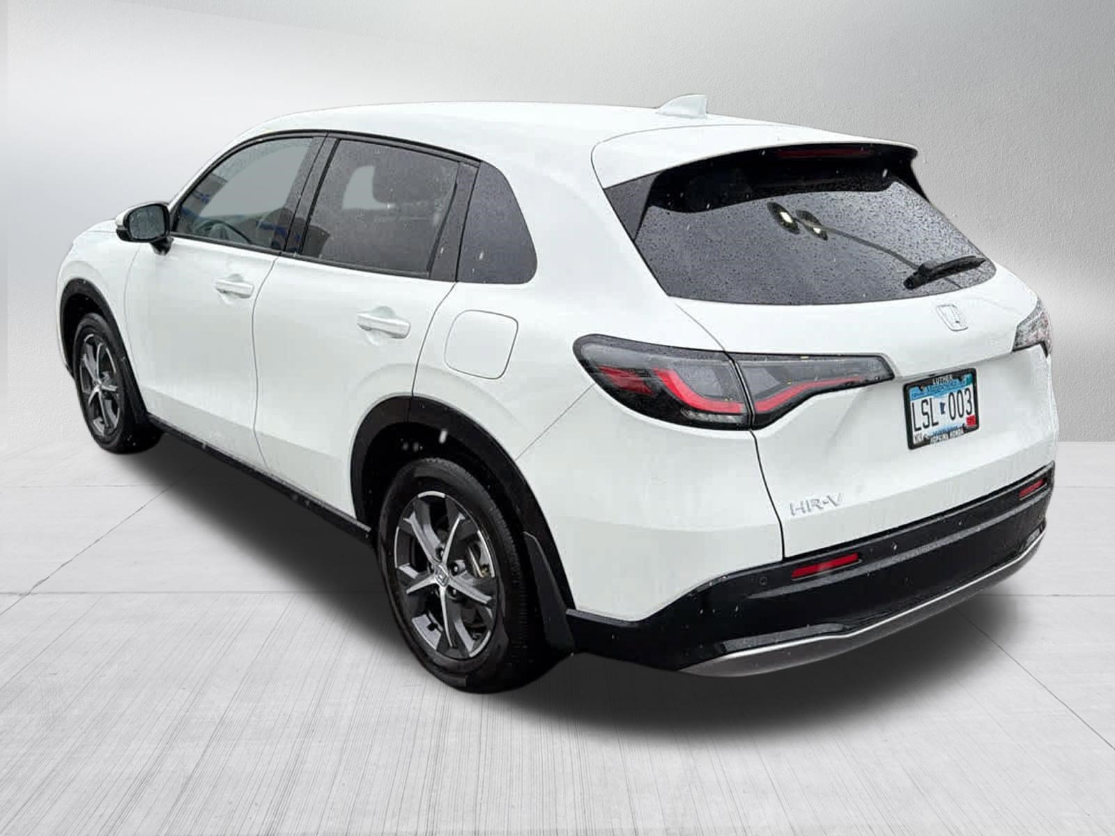Used 2024 Honda HR-V EX-L image 8