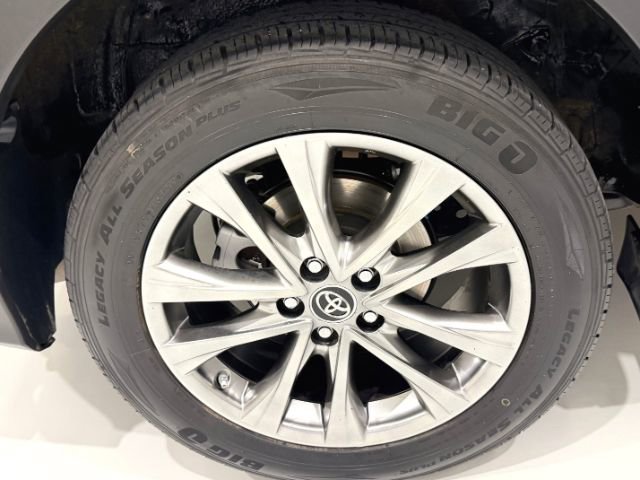 Used 2018 Toyota RAV4 Limited w/ All Weather Liner Package image 14