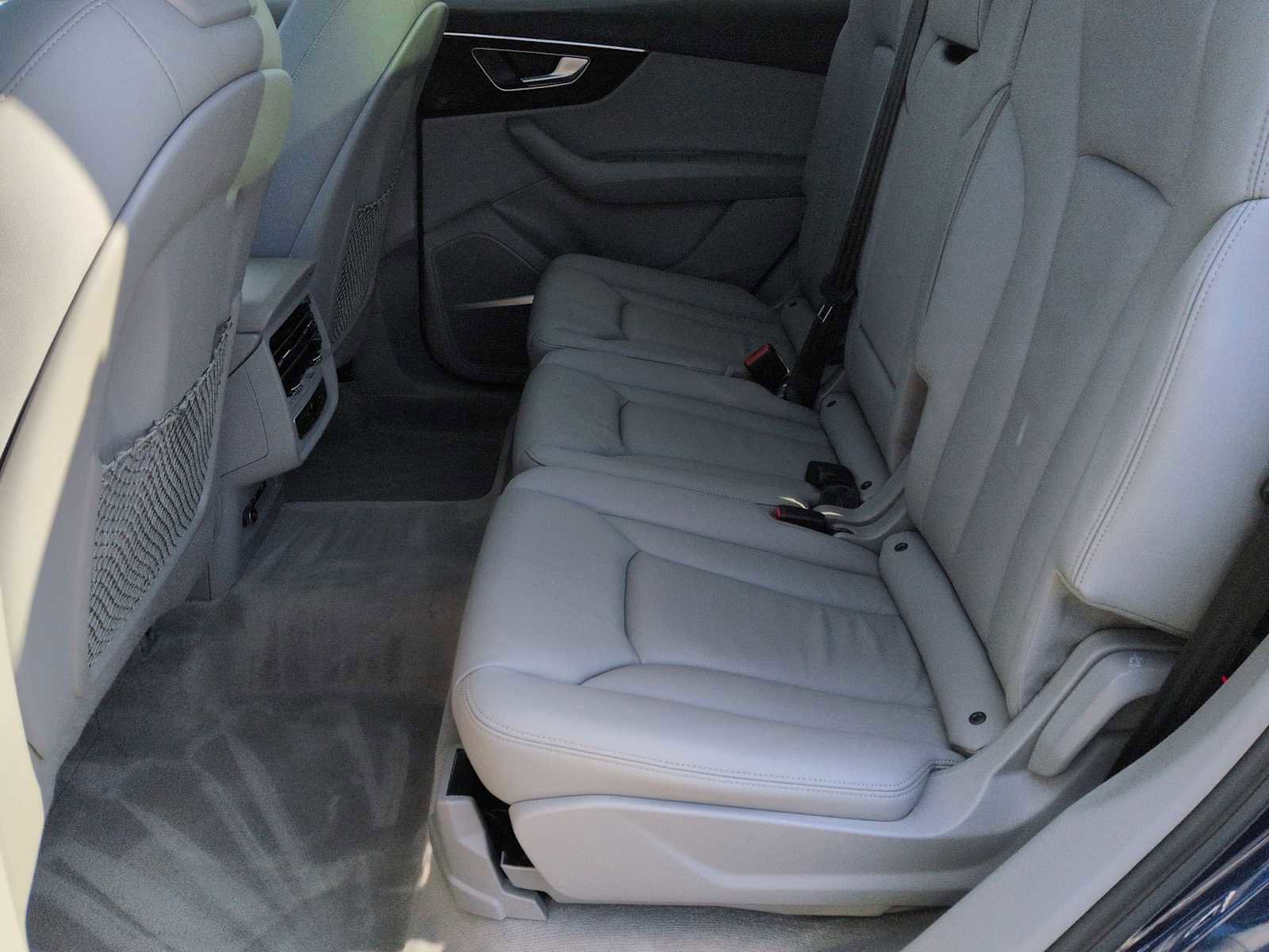 Used 2022 Audi Q7 Premium Plus image 21