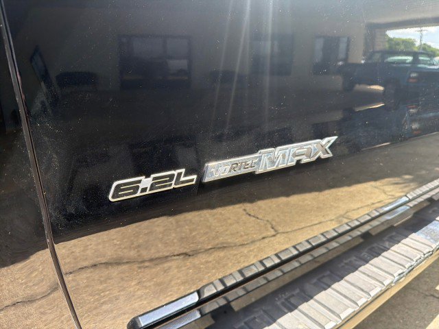 Used 2015 GMC Sierra 1500 SLT w/ SLT Crew Cab Value Package AWD/4WD image 14